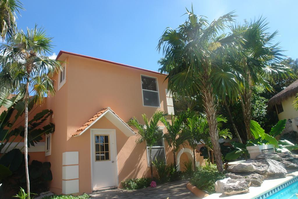 Residencia Los Encantos Cancún Buitenkant foto