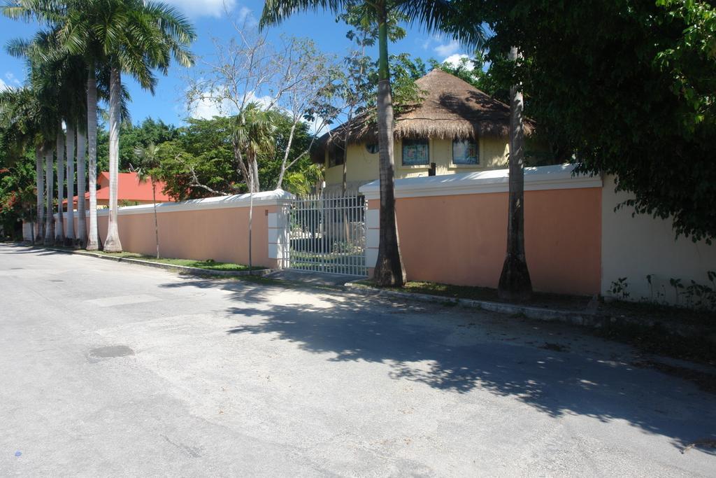 Residencia Los Encantos Cancún Buitenkant foto